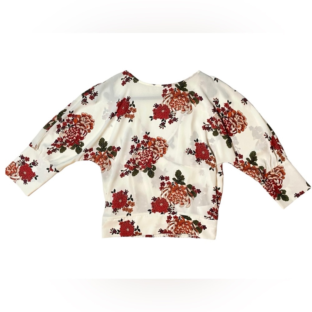 Express White Floral Quarter Sleeve Smocked Waist Blouse Size S